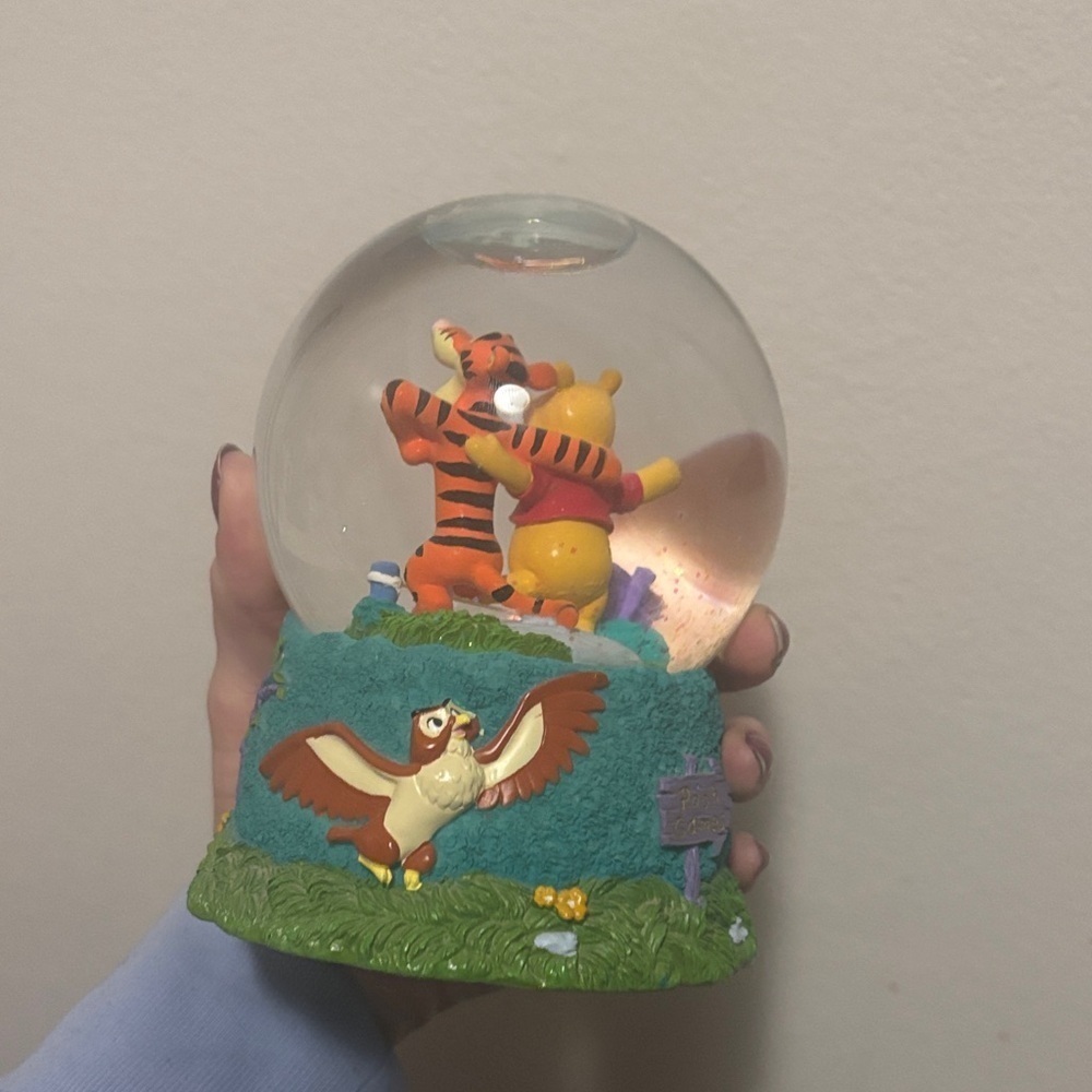 Winnie Pooh Musical Snow Globe Resin 3 Legged Race 6" Disney Collectible Works - Picture 3 of 7